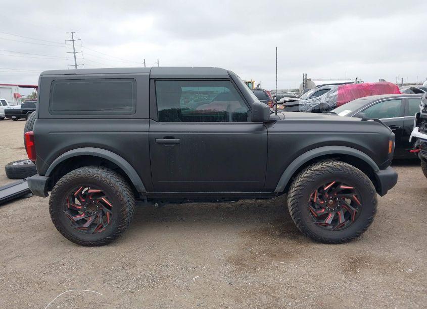 Photo 13 of 2023 Ford Bronco (VIN 1FMDE5AH4PLB07772)