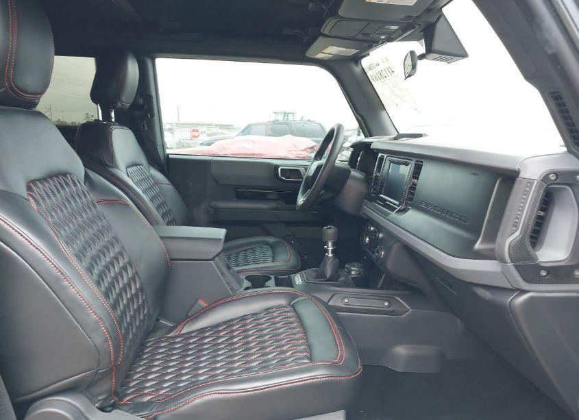 Photo 5 of 2023 Ford Bronco (VIN 1FMDE5AH4PLB07772)