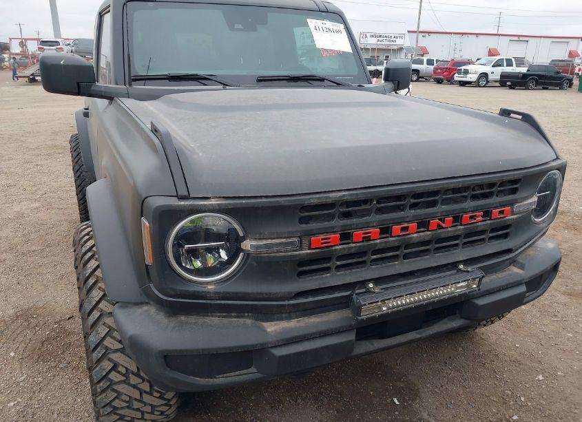 Photo 6 of 2023 Ford Bronco (VIN 1FMDE5AH4PLB07772)