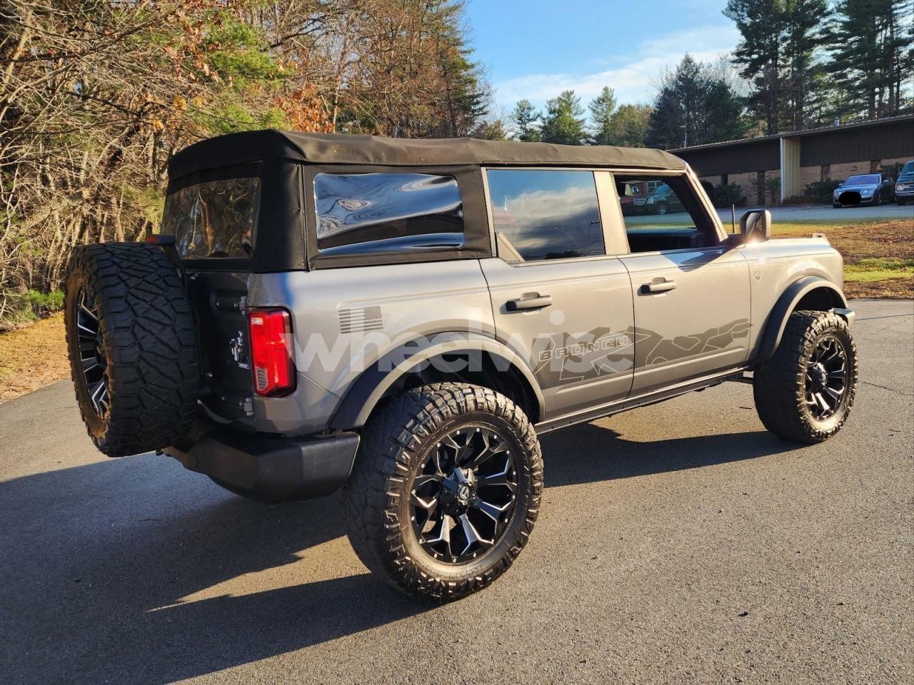 Photo 4 of 2022 FORD BRONCO BASE N/A (VIN 1FMDE5BH0NLA99696)