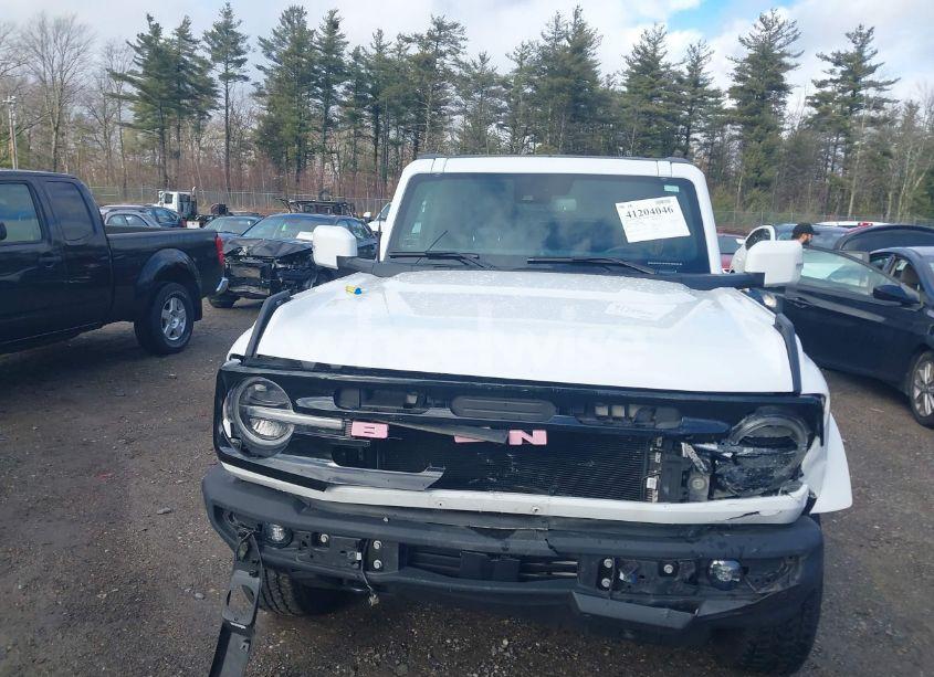 Photo 12 of 2022 Ford Bronco OUTER BANKS (VIN 1FMDE5BH0NLB71206)