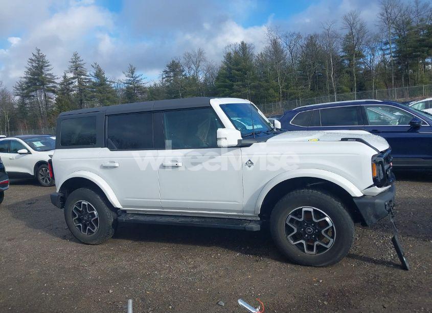 Photo 13 of 2022 Ford Bronco OUTER BANKS (VIN 1FMDE5BH0NLB71206)