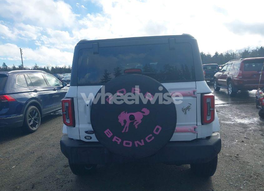 Photo 16 of 2022 Ford Bronco OUTER BANKS (VIN 1FMDE5BH0NLB71206)