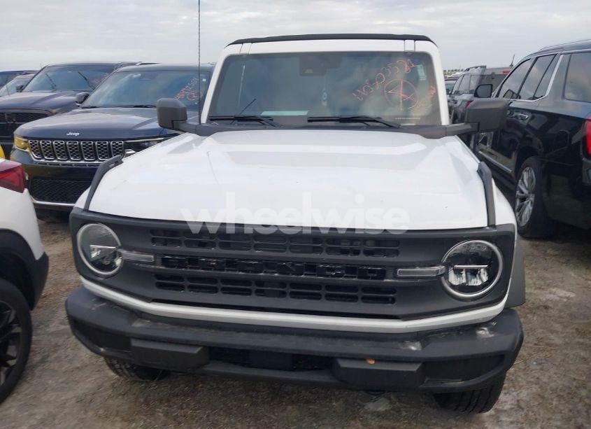 Photo 12 of 2021 Ford Bronco (VIN 1FMDE5BH1MLB01714)