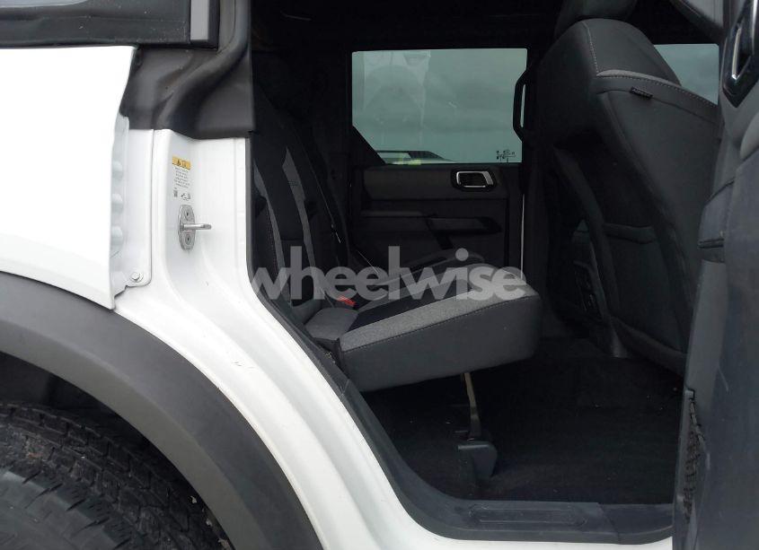 Photo 8 of 2021 Ford Bronco (VIN 1FMDE5BH1MLB01714)