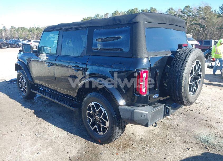 Photo 3 of 2022 Ford Bronco OUTER BANKS (VIN 1FMDE5BH2NLA79403)