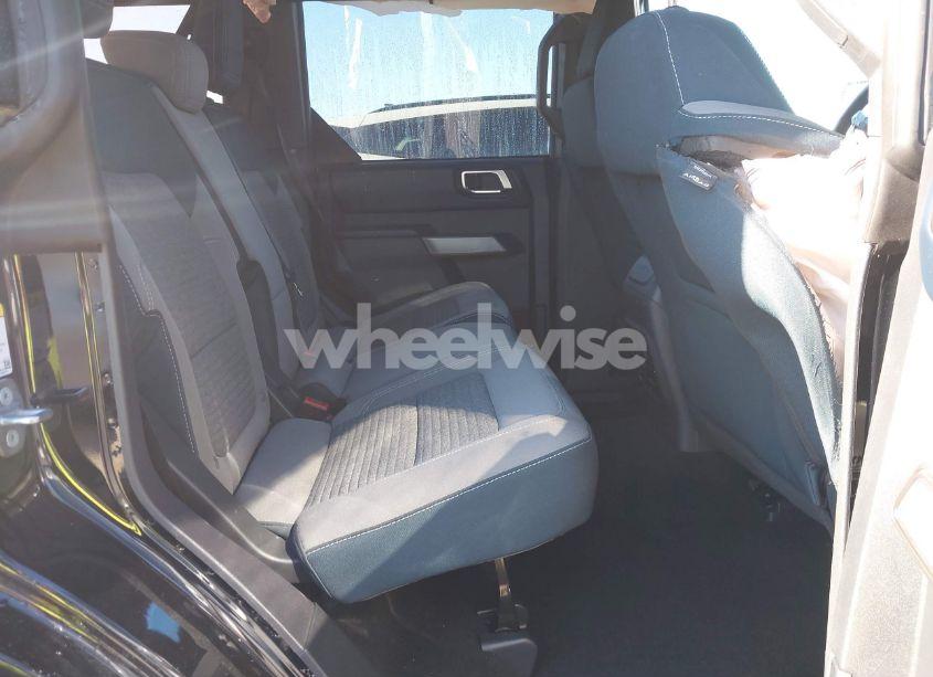 Photo 8 of 2022 Ford Bronco OUTER BANKS (VIN 1FMDE5BH2NLA79403)