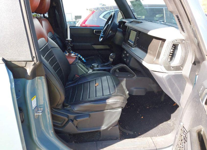 Photo 5 of 2022 Ford Bronco BIG BEND (VIN 1FMDE5BH2NLB12741)