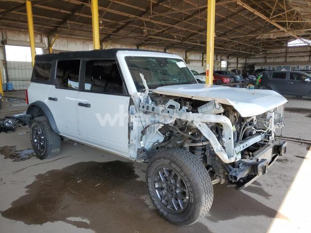 Photo 2 of 2022 FORD BRONCO BASE N/A (VIN 1FMDE5BH3NLB16572)