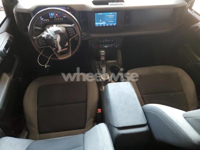 Photo 4 of 2022 FORD BRONCO BASE N/A (VIN 1FMDE5BH3NLB16572)