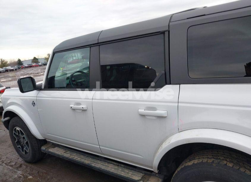 Photo 14 of 2022 Ford Bronco OUTER BANKS (VIN 1FMDE5BH3NLB46428)