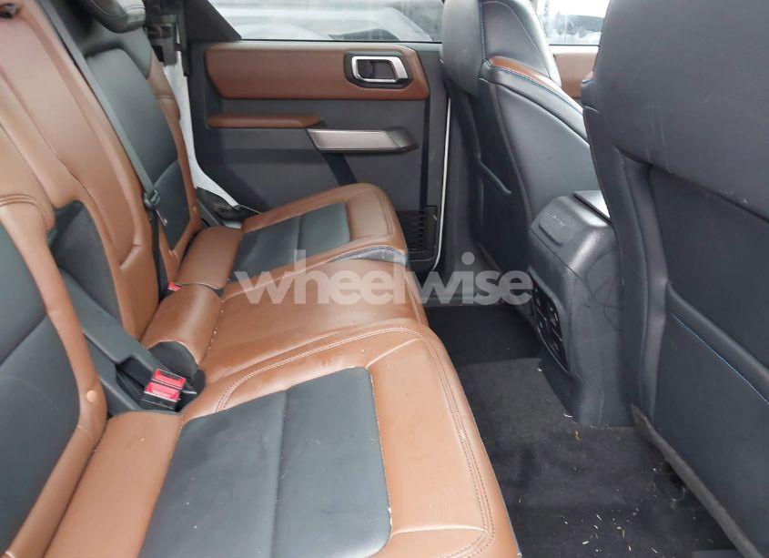 Photo 8 of 2022 Ford Bronco OUTER BANKS (VIN 1FMDE5BH3NLB46428)
