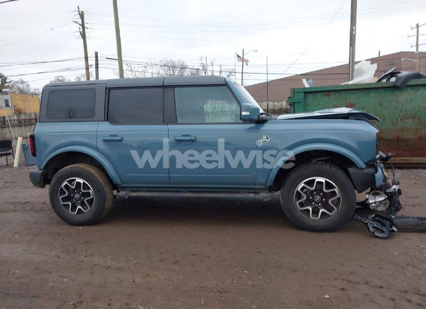Photo 13 of 2021 Ford Bronco OUTER BANKS (VIN 1FMDE5BH4MLA71298)