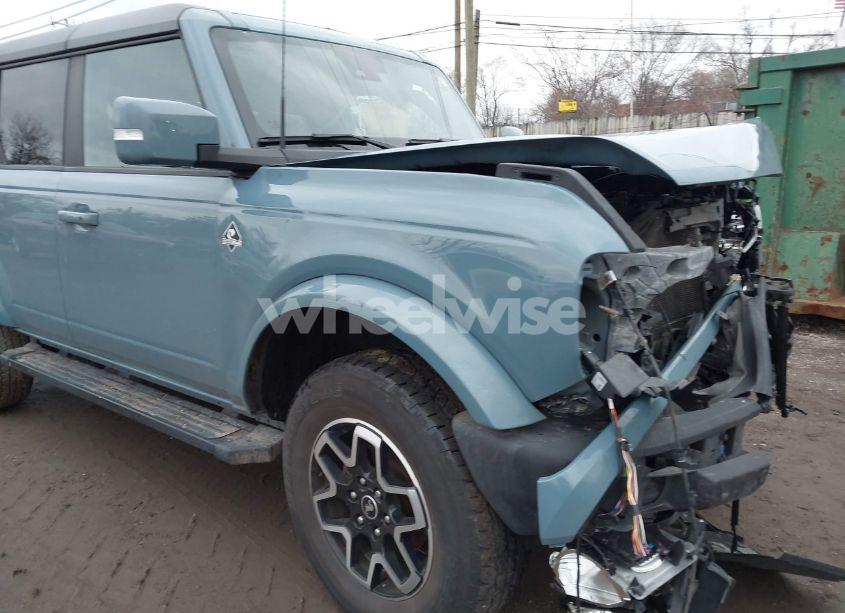 Photo 19 of 2021 Ford Bronco OUTER BANKS (VIN 1FMDE5BH4MLA71298)