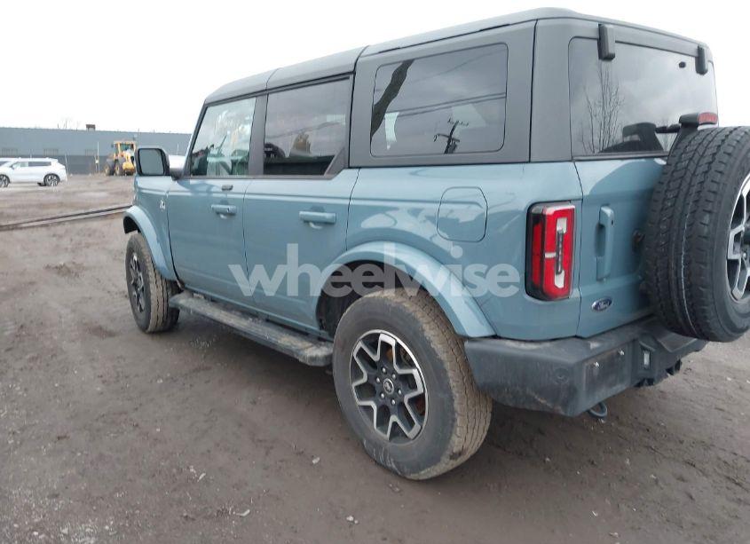 Photo 3 of 2021 Ford Bronco OUTER BANKS (VIN 1FMDE5BH4MLA71298)