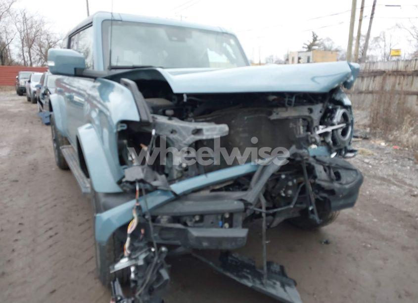 Photo 6 of 2021 Ford Bronco OUTER BANKS (VIN 1FMDE5BH4MLA71298)