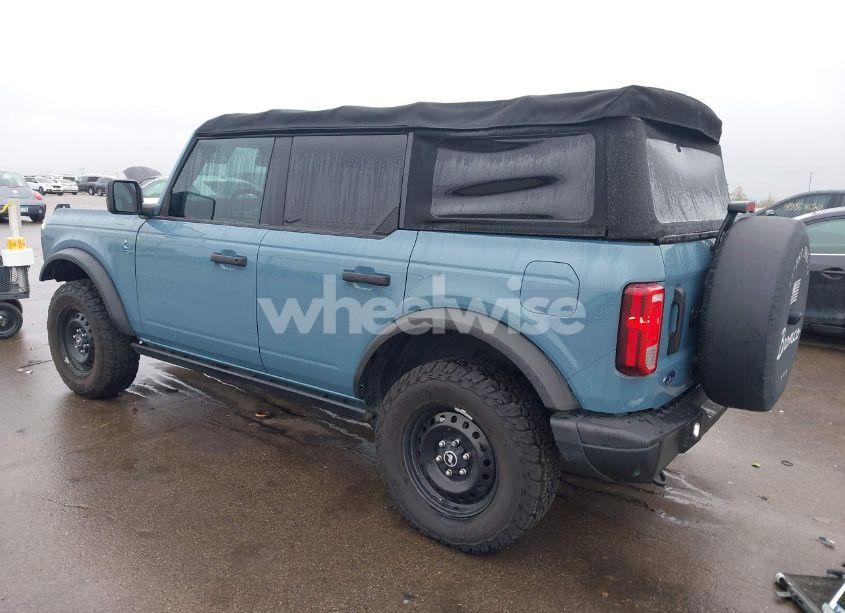 Photo 3 of 2022 Ford Bronco BLACK DIAMOND (VIN 1FMDE5BH6NLA84541)