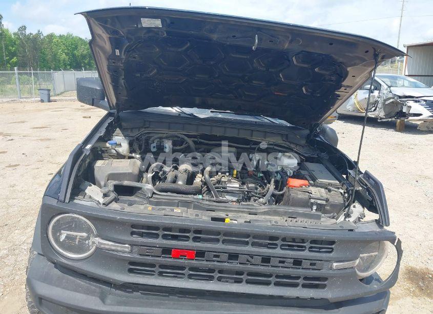 Photo 10 of 2022 Ford Bronco (VIN 1FMDE5BH6NLA86581)