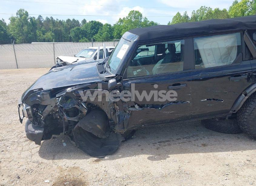 Photo 6 of 2022 Ford Bronco (VIN 1FMDE5BH6NLA86581)