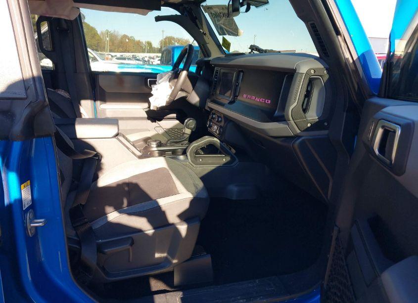 Photo 5 of 2022 Ford Bronco BIG BEND (VIN 1FMDE5BH6NLB14427)