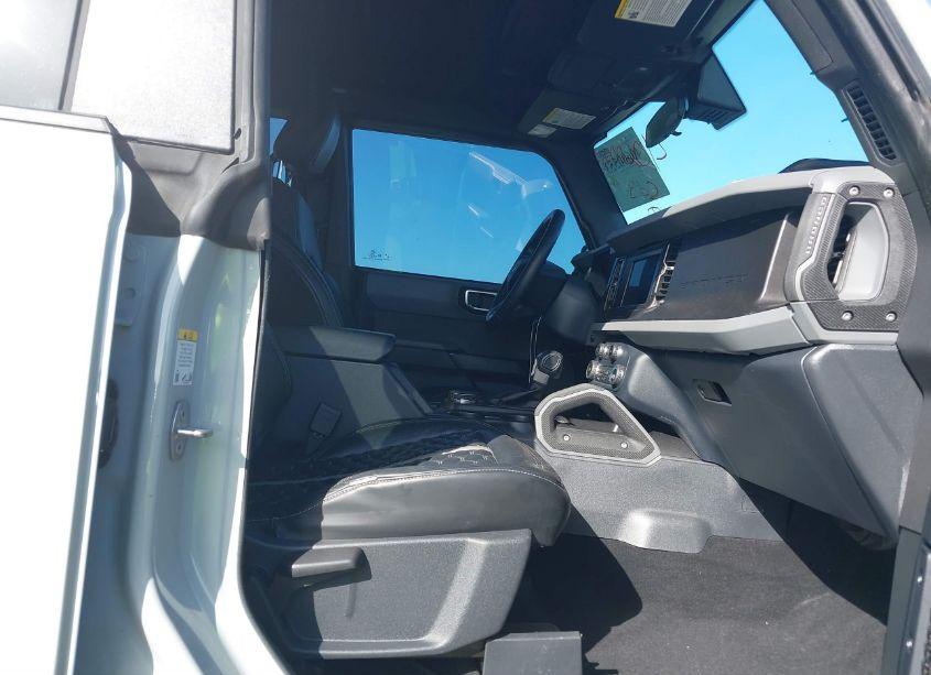 Photo 5 of 2022 Ford Bronco BIG BEND (VIN 1FMDE5BH6NLB14721)