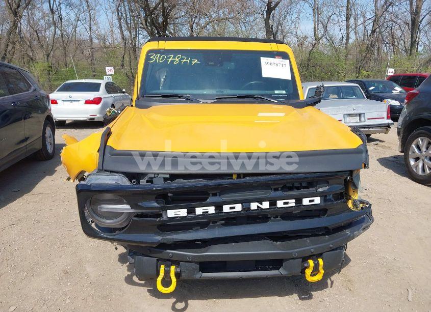 Photo 13 of 2021 Ford Bronco OUTER BANKS (VIN 1FMDE5BH7MLA95966)