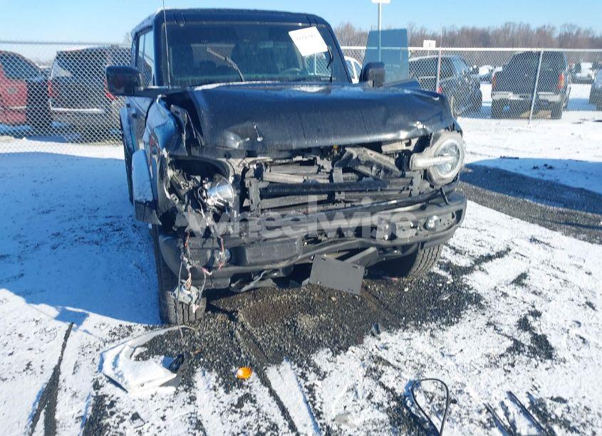 Photo 6 of 2021 Ford Bronco OUTER BANKS (VIN 1FMDE5BH7MLB07372)