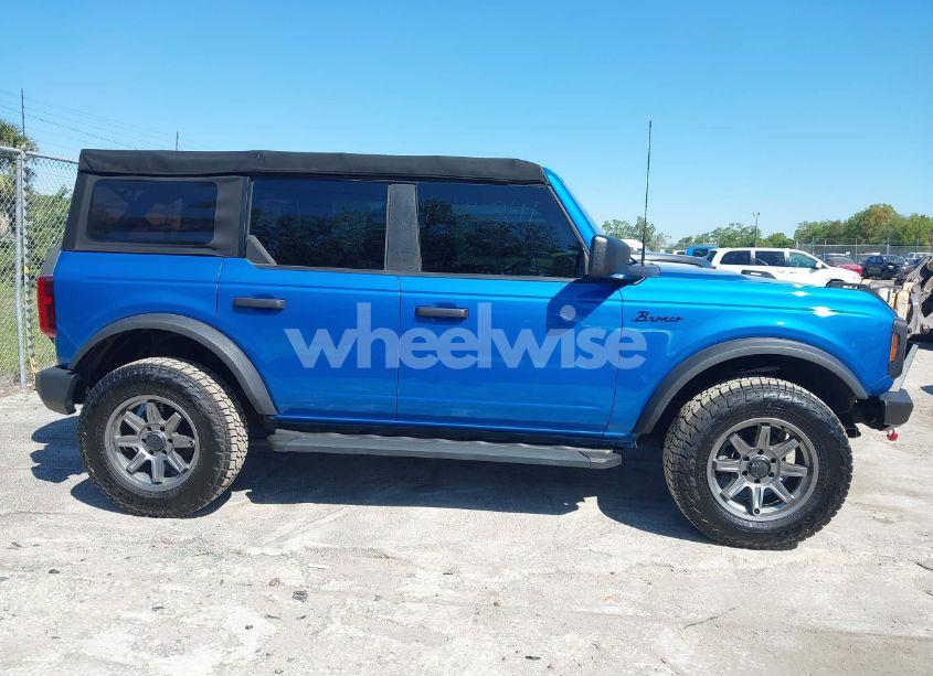 Photo 13 of 2022 Ford Bronco (VIN 1FMDE5BH9NLB66327)