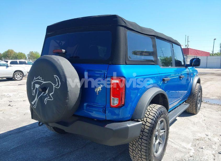 Photo 4 of 2022 Ford Bronco (VIN 1FMDE5BH9NLB66327)