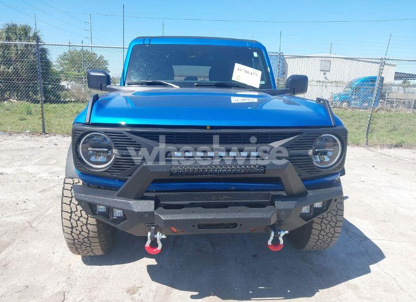 Photo 6 of 2022 Ford Bronco (VIN 1FMDE5BH9NLB66327)