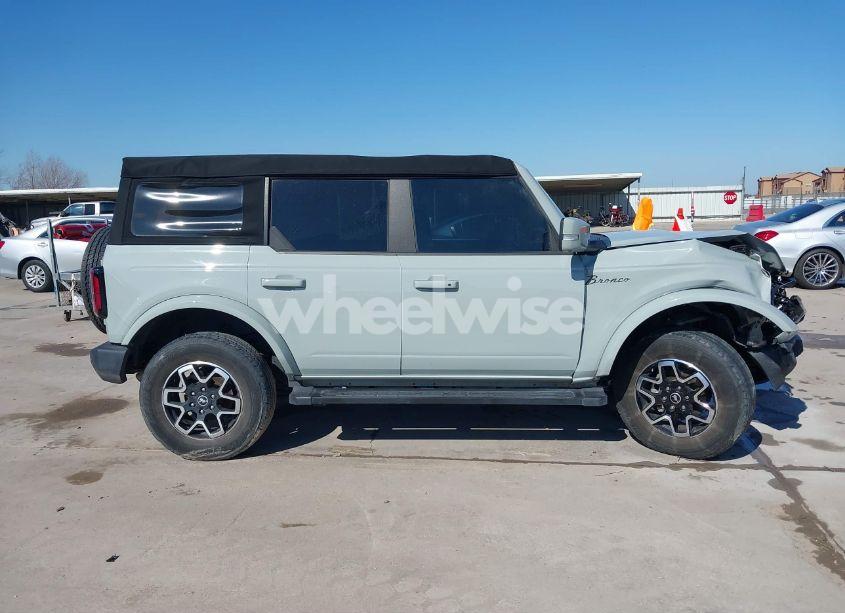Photo 13 of 2021 Ford Bronco OUTER BANKS (VIN 1FMDE5BHXMLB06040)