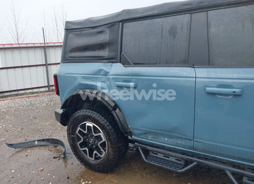 Photo 6 of 2022 Ford Bronco OUTER BANKS (VIN 1FMDE5BHXNLA85790)