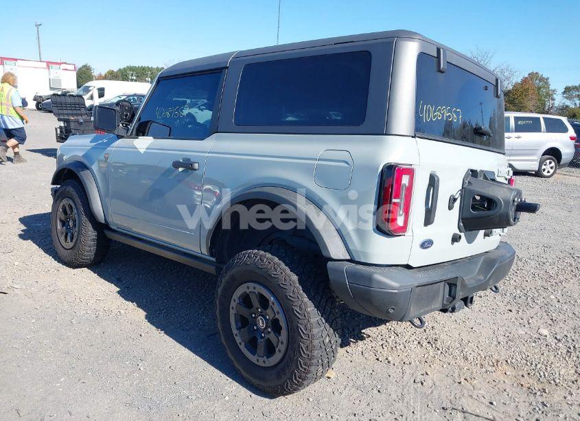 Photo 3 of 2022 Ford Bronco BADLANDS (VIN 1FMDE5CH9NLA92129)