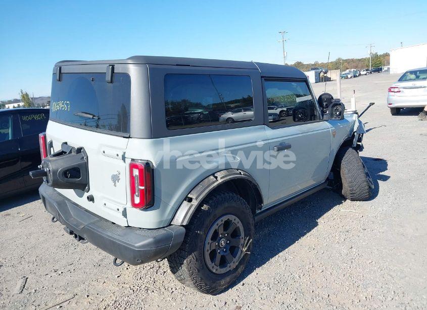 Photo 4 of 2022 Ford Bronco BADLANDS (VIN 1FMDE5CH9NLA92129)