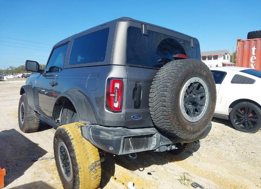 Photo 3 of 2023 Ford Bronco BADLANDS (VIN 1FMDE5CH9PLB44085)