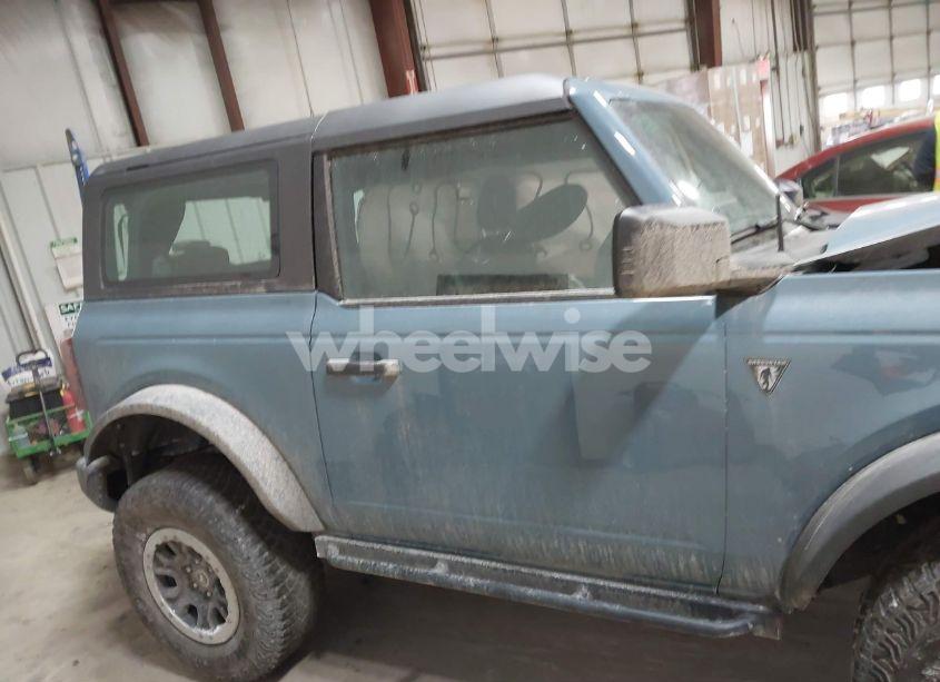 Photo 13 of 2022 Ford Bronco (VIN 1FMDE5CP1NLB85881)