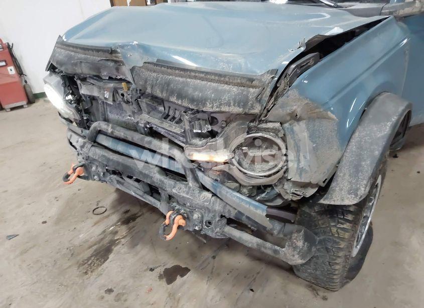 Photo 6 of 2022 Ford Bronco (VIN 1FMDE5CP1NLB85881)