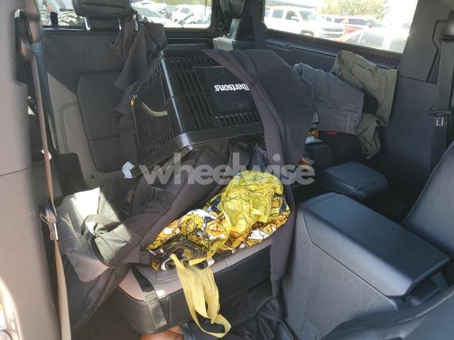 Photo 3 of 2022 FORD BRONCO BASE N/A (VIN 1FMDE5CP7NLA96607)