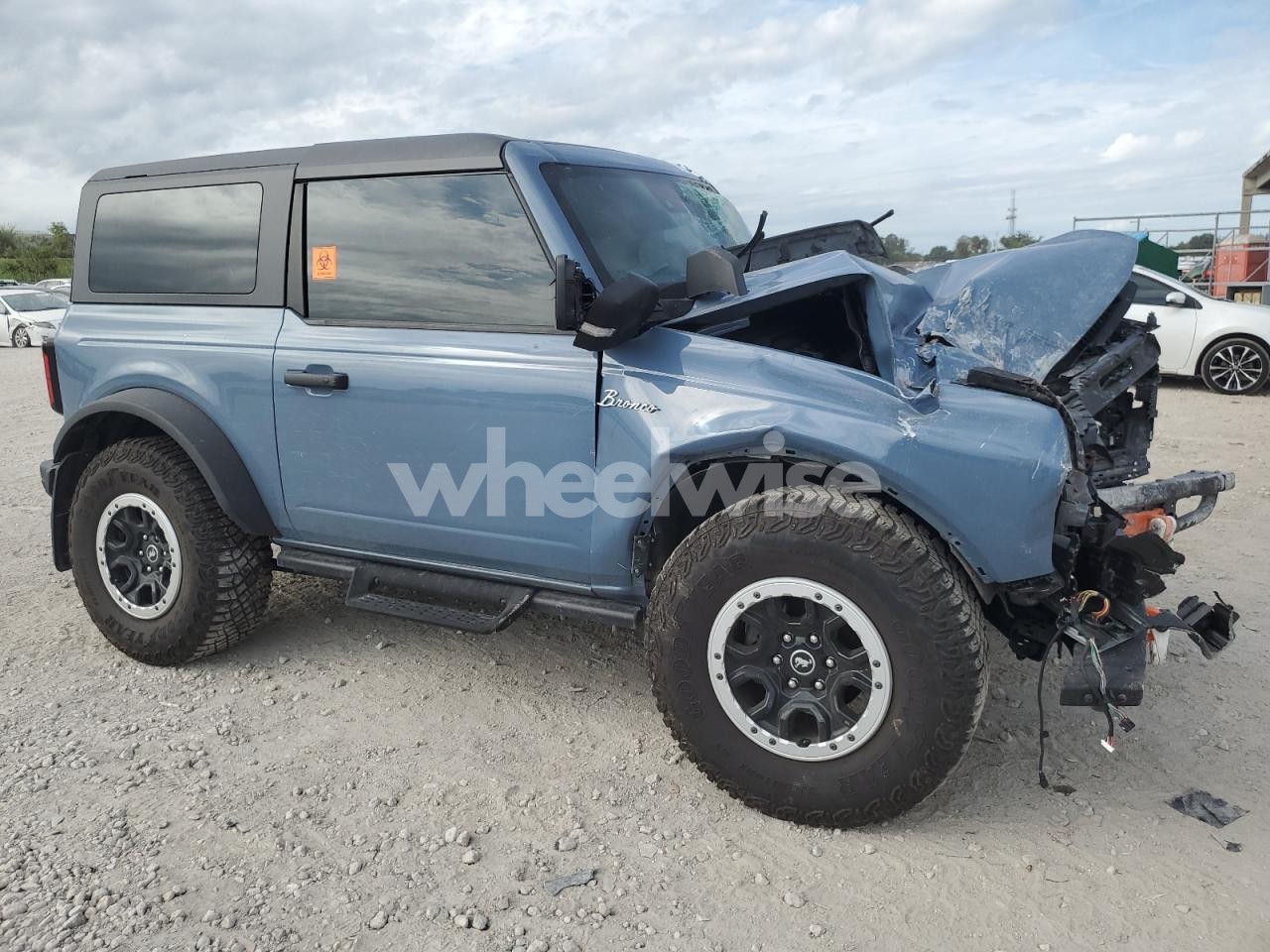 Photo 4 of 2023 FORD BRONCO BASE (VIN 1FMDE5CP7PLB75438)