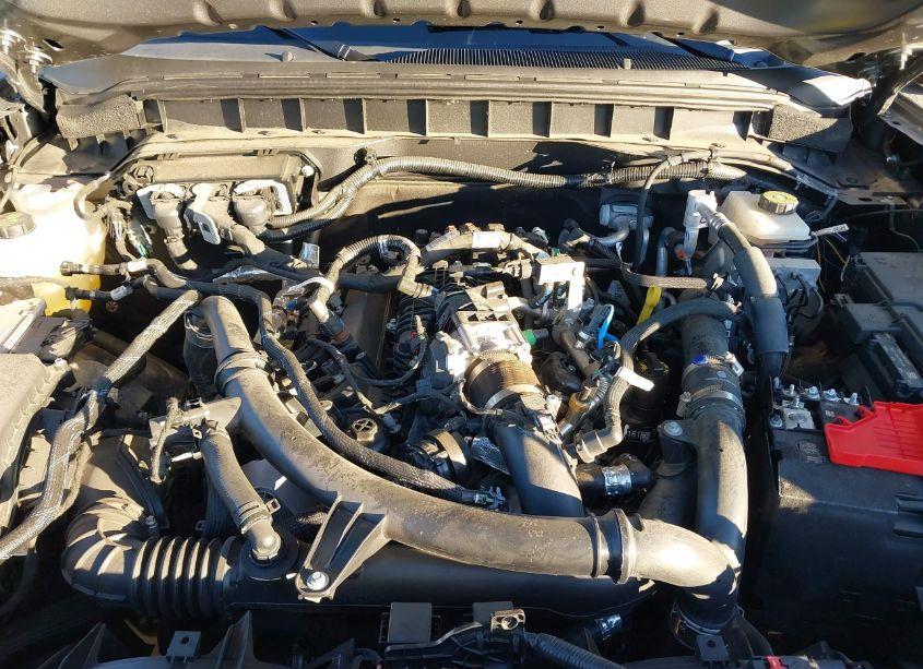 Photo 10 of 2022 Ford Bronco BLACK DIAMOND (VIN 1FMDE5CPXNLA95256)