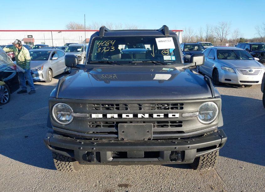Photo 12 of 2022 Ford Bronco BLACK DIAMOND (VIN 1FMDE5CPXNLA95256)