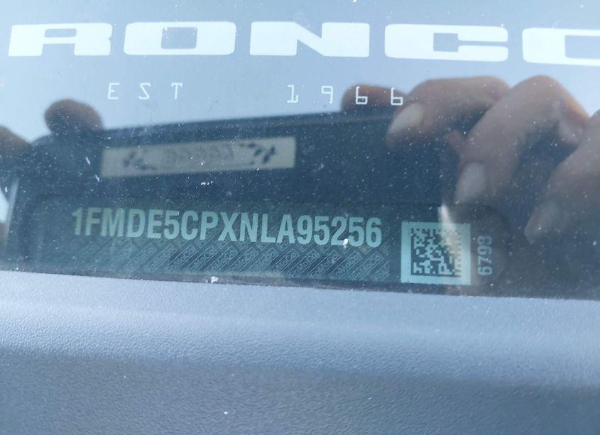 Photo 9 of 2022 Ford Bronco BLACK DIAMOND (VIN 1FMDE5CPXNLA95256)