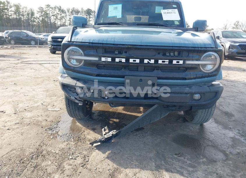 Photo 6 of 2022 Ford Bronco OUTER BANKS (VIN 1FMDE5DH0NLB77892)