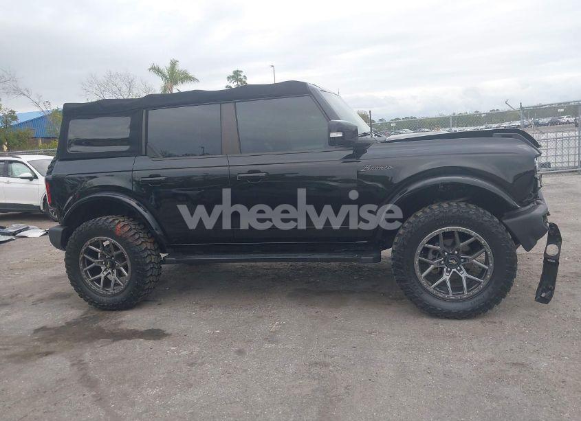 Photo 13 of 2022 Ford Bronco OUTER BANKS (VIN 1FMDE5DH1NLB73169)