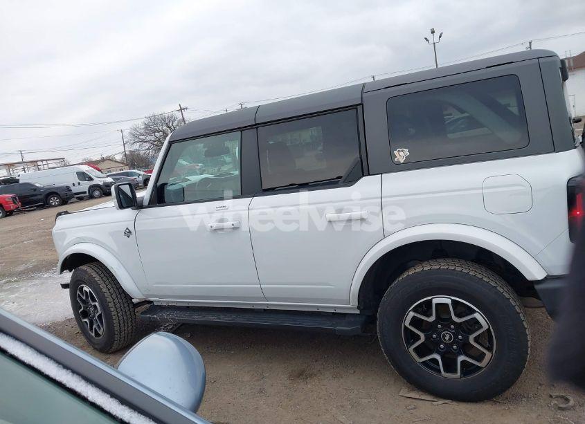 Photo 14 of 2023 Ford Bronco OUTER BANKS (VIN 1FMDE5DH4PLB80894)