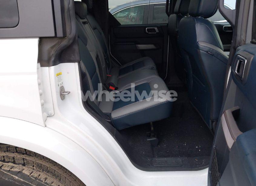 Photo 8 of 2023 Ford Bronco OUTER BANKS (VIN 1FMDE5DH4PLB80894)