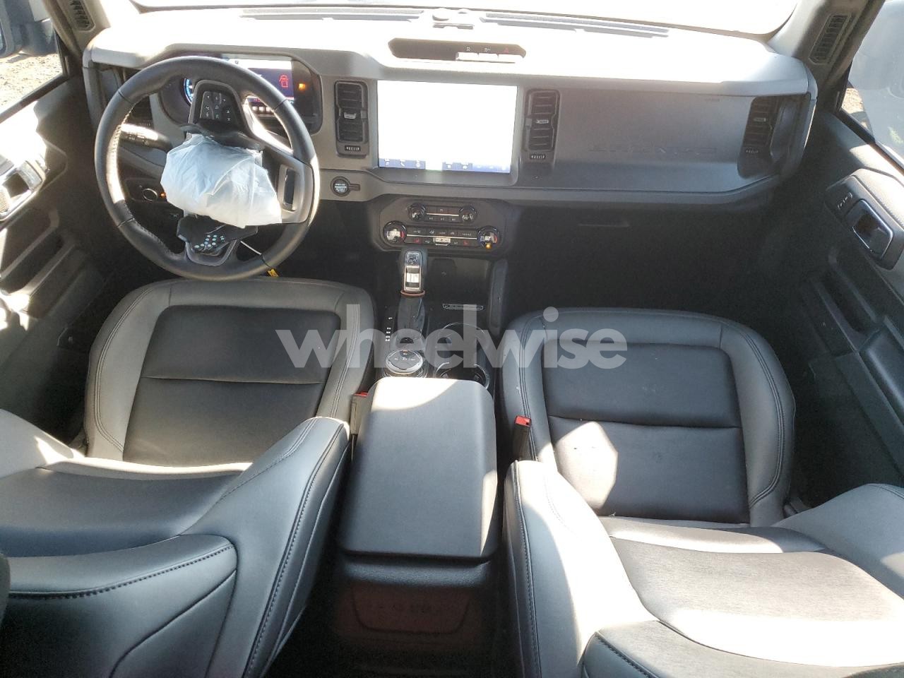 Photo 8 of 2024 FORD BRONCO BIG BEND (VIN 1FMDE7AHXRLA88496)