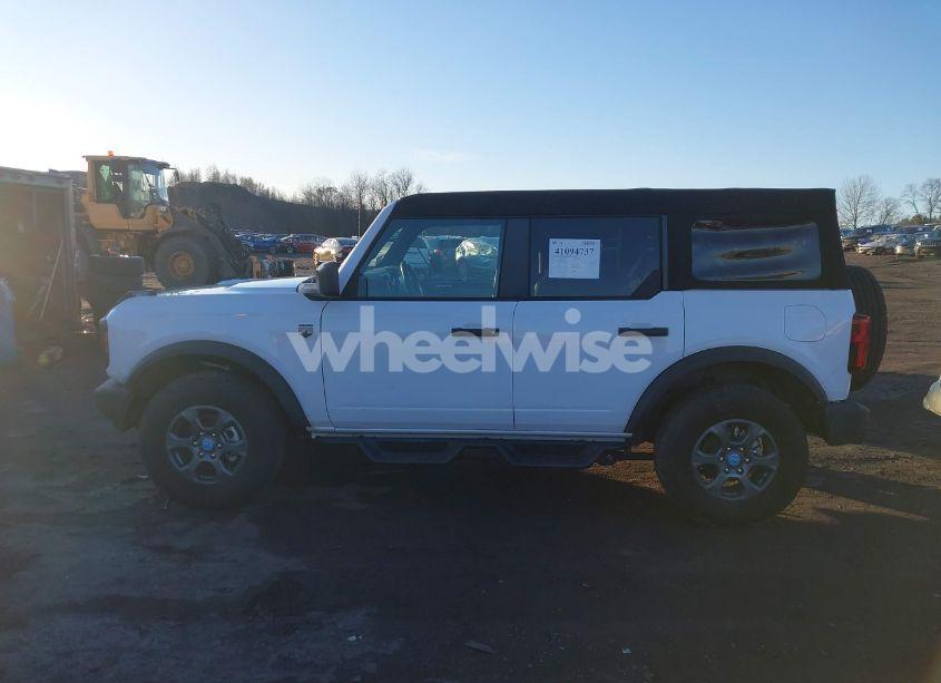 Photo 14 of 2024 Ford Bronco BIG BEND (VIN 1FMDE7BH1RLA35068)