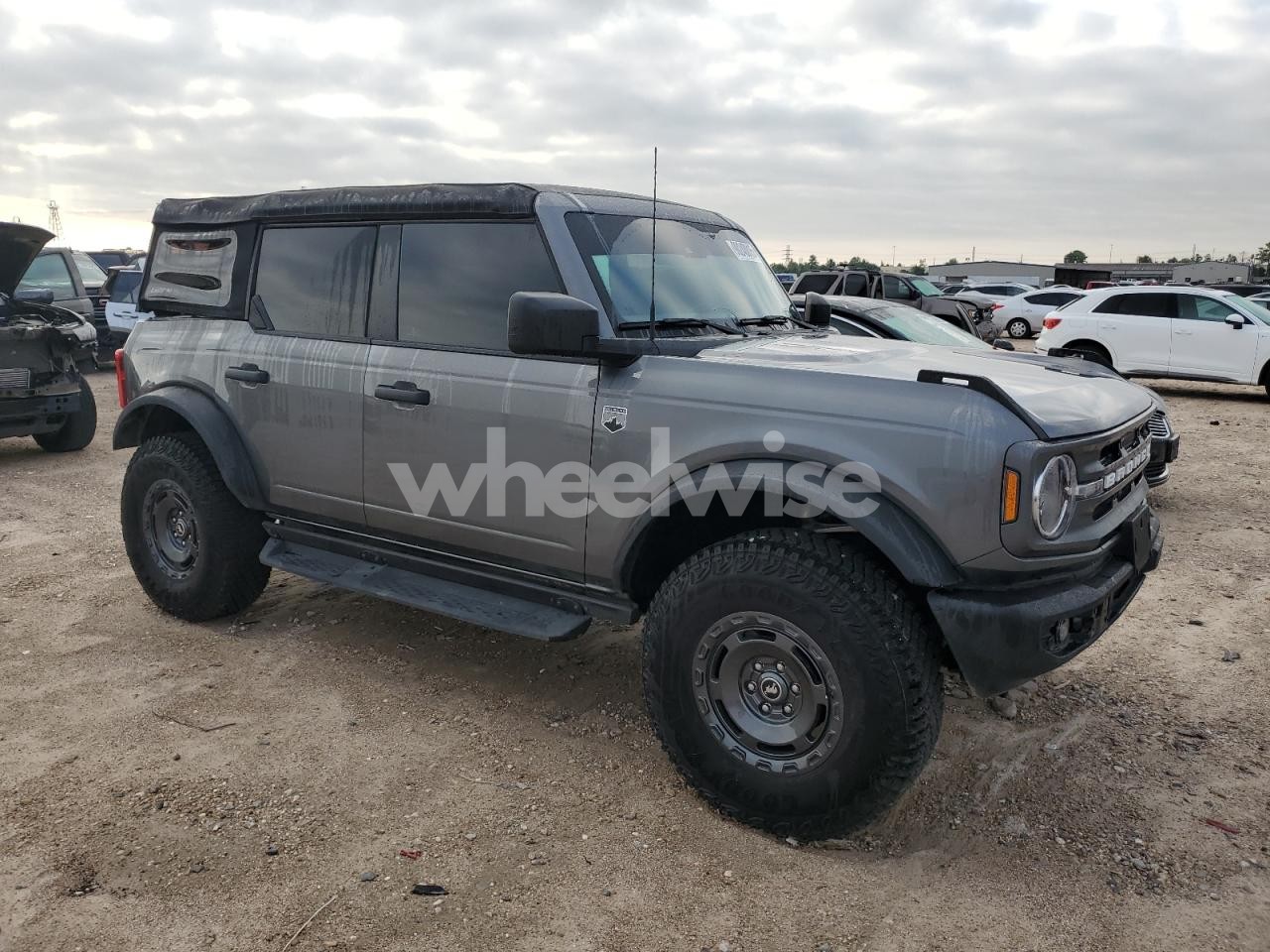 Photo 4 of 2024 FORD BRONCO BIG BEND (VIN 1FMDE7BH7RLB25857)