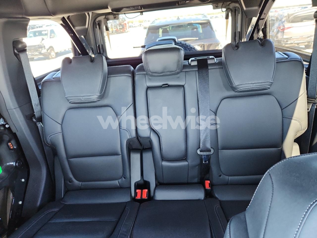 Photo 10 of 2025 FORD BRONCO BIG BEND (VIN 1FMDE7BHXSLA83142)